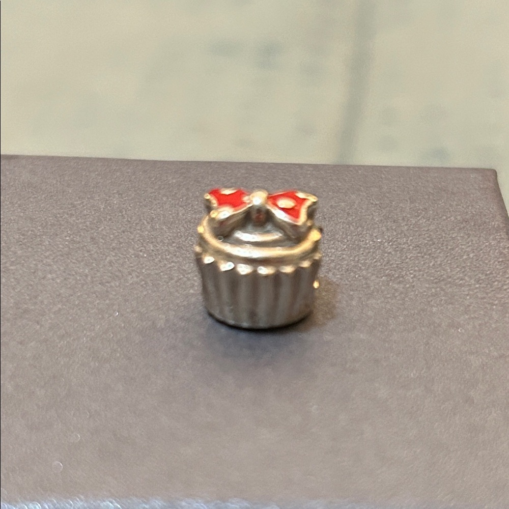 Pandora disney Minnie Mouse Silver Cupcake Charm with Red Bow